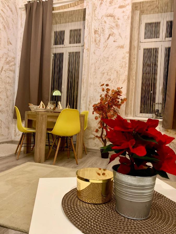Ararat Apartman Budapest Esterno foto